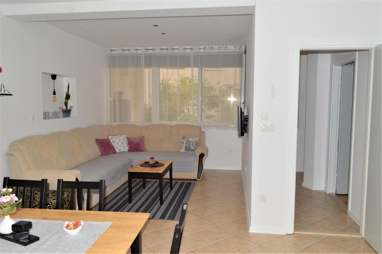 Luka Apartma *