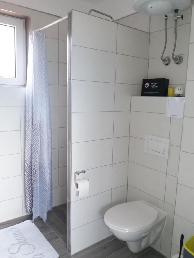 Luka Apartma Kastela